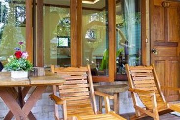 Aonang Cliff View Resort 17