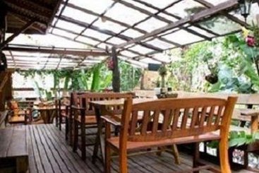 Aonang Cliff View Resort 8