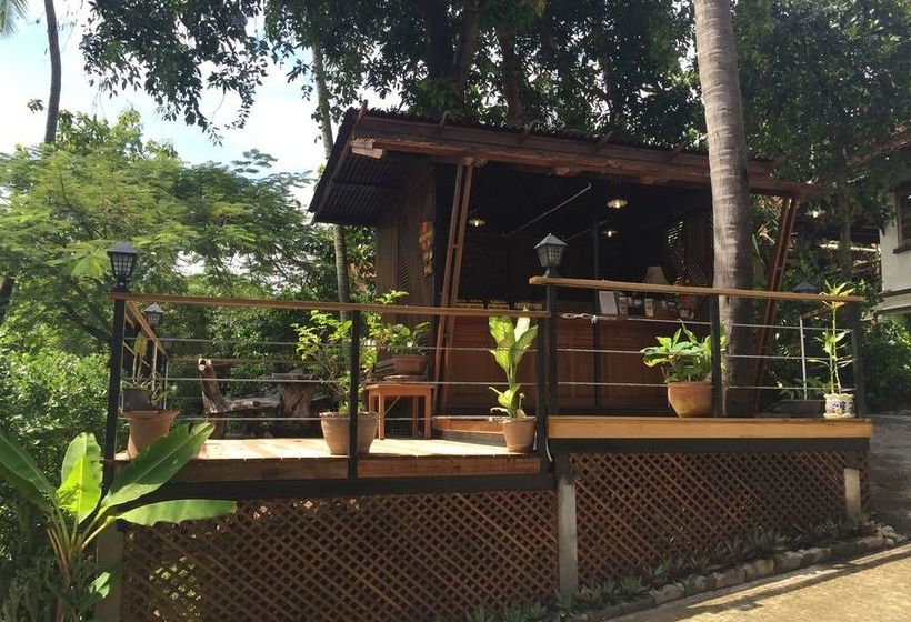 Hotel The Reaun Thai Village 1