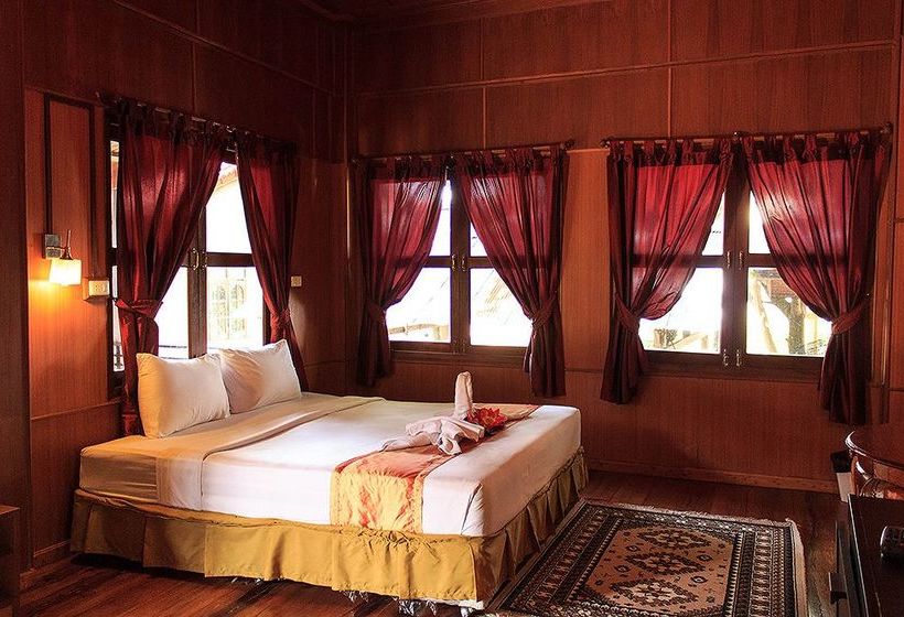 Hotel The Reaun Thai Village 6