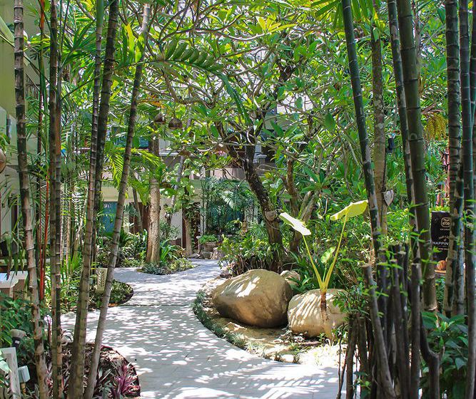 Hotel The Viridian Resort 11