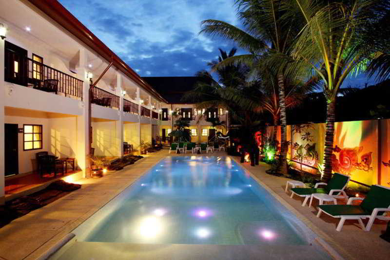 Hotel Naiya Buree Resort at Nai Harn Beach 1