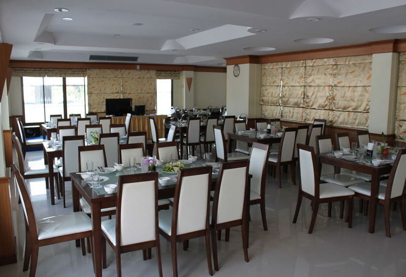 Poon Sook Resident Hotel