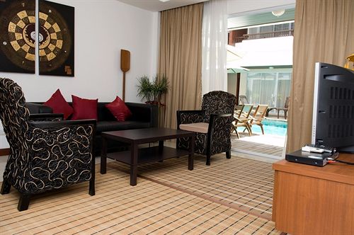 Chateau Dale Resort 1