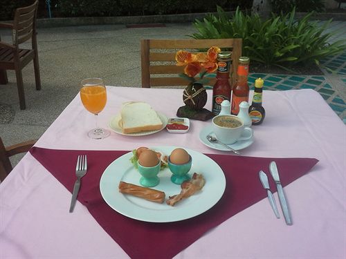 Chateau Dale Resort 4