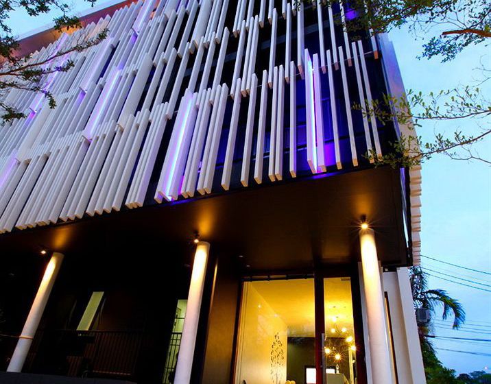 Hostel Blu Monkey Phuket Baan Samkong