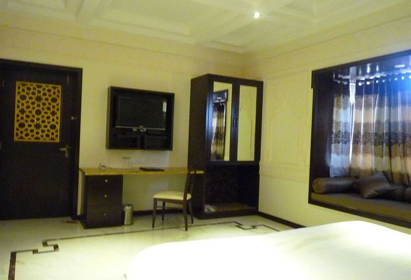 Desert Tulip Hotel & Resort 11