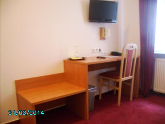 Hotel Bonn Voyage 16