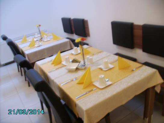 Hotel Bonn Voyage 20