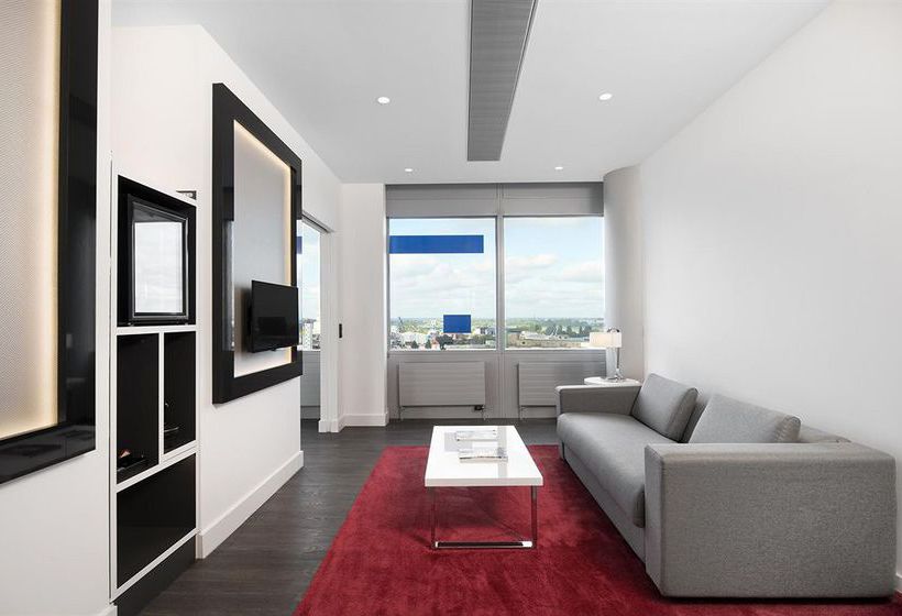 Hotel Innside Dusseldorf 11