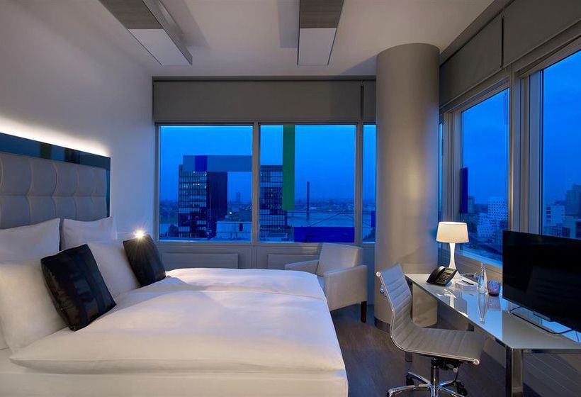 Hotel Innside Dusseldorf 5
