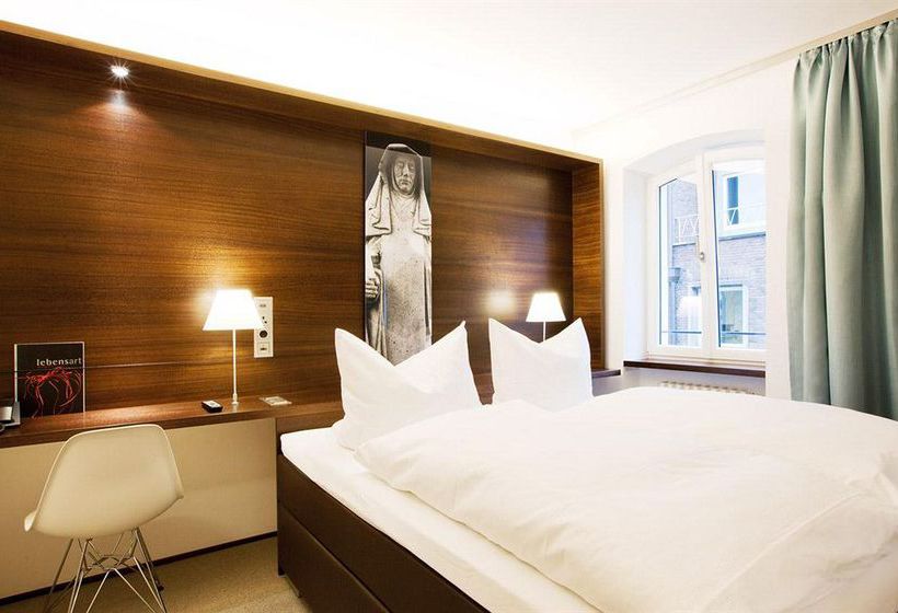 Hotel Stern Am Rathaus 8