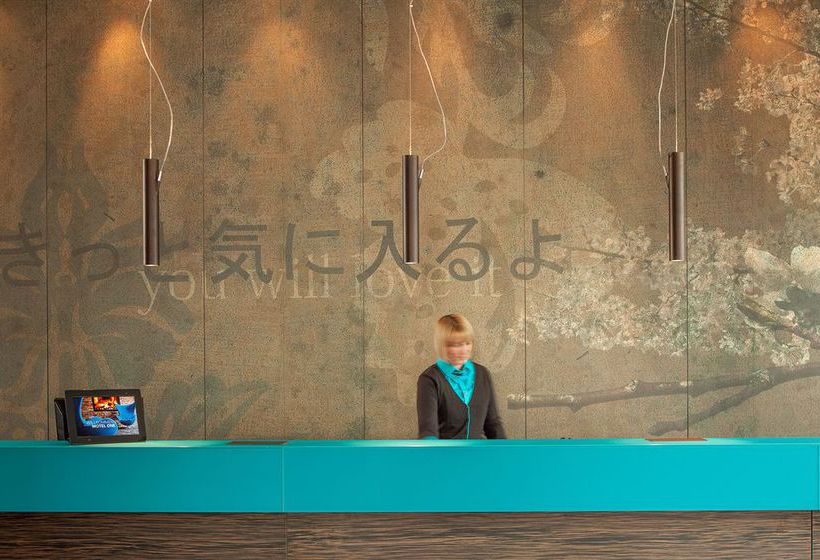 Motel One Duesseldorf Hbf 12