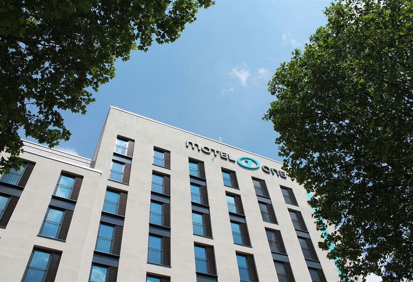 Motel One Duesseldorf Hbf 6