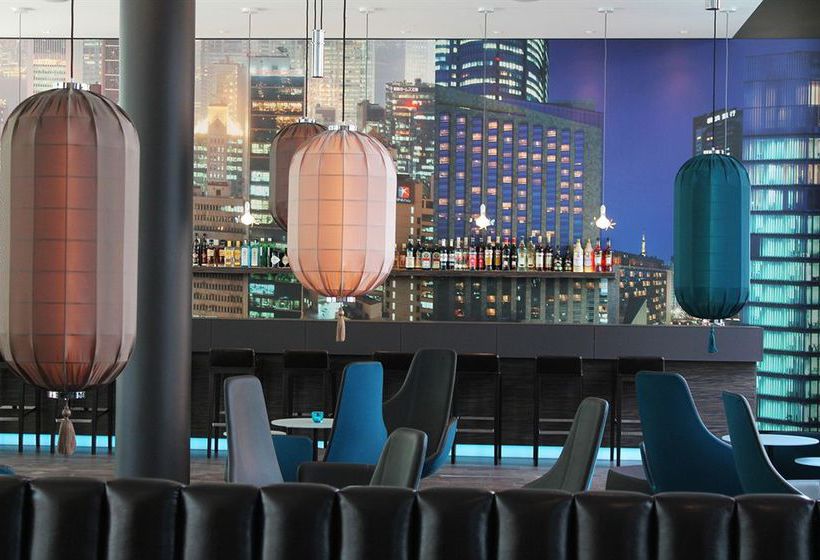 Motel One Duesseldorf Hbf 7