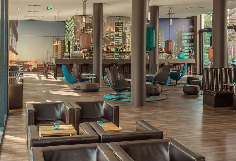 Motel One Duesseldorf Hbf 9