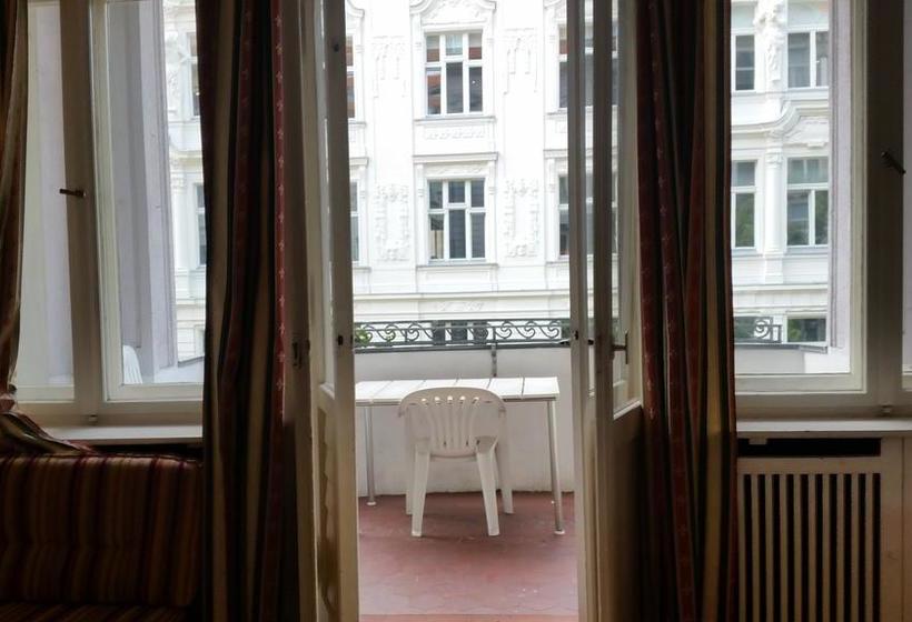 Hotel Pension Kima 10