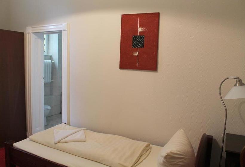 Hotel Pension Kima 19