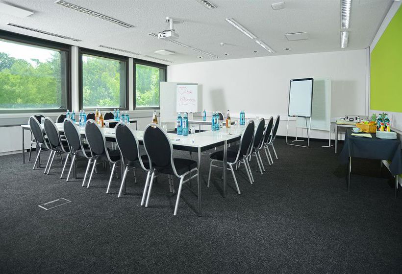 Airport & Seminarhotel 18