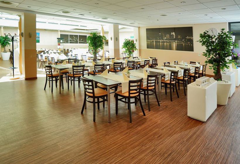 Airport & Seminarhotel 6