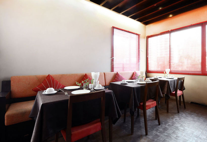 Hotel D Varee Diva Bally Silom 8