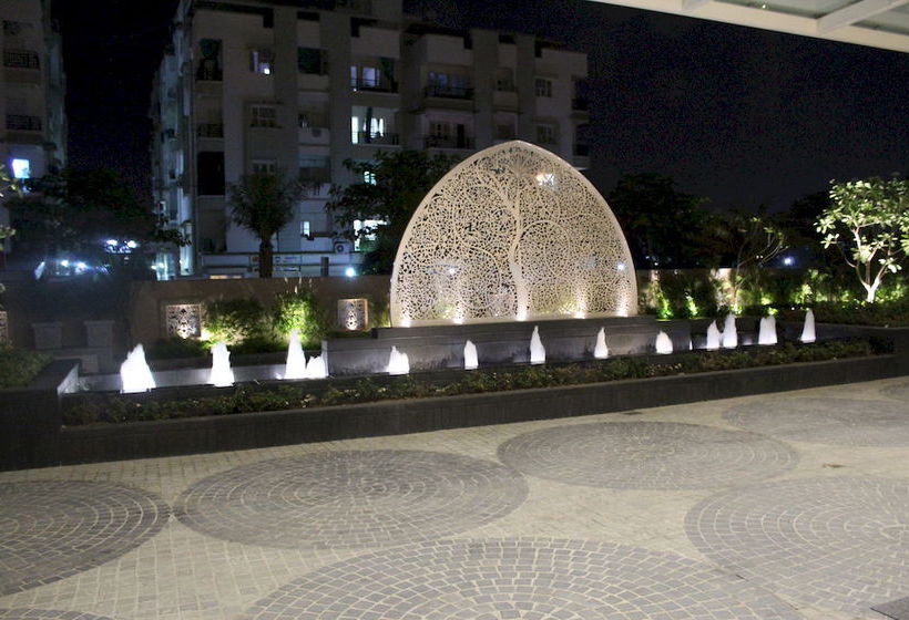 Renaissance Ahmedabad Hotel 13