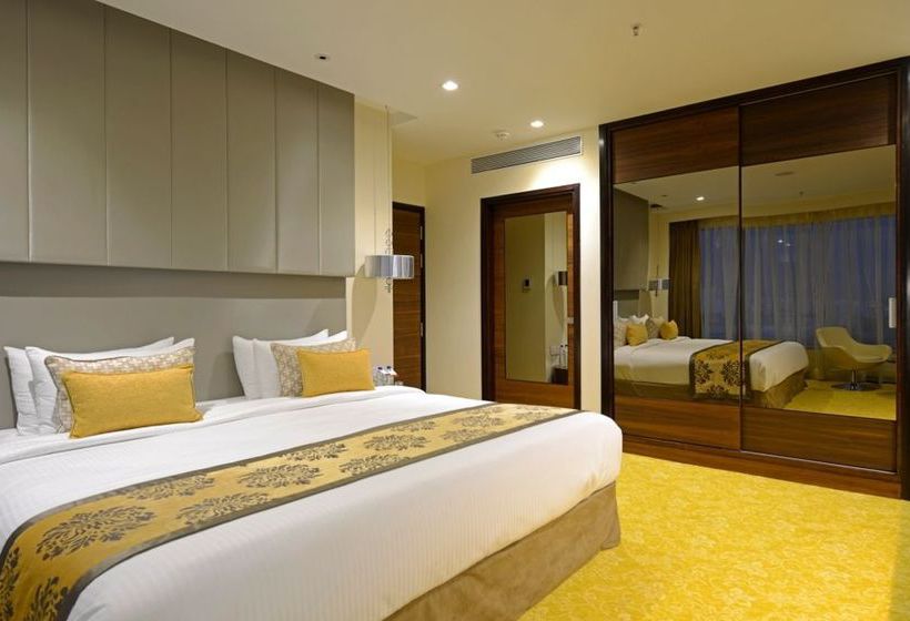 Renaissance Ahmedabad Hotel 17