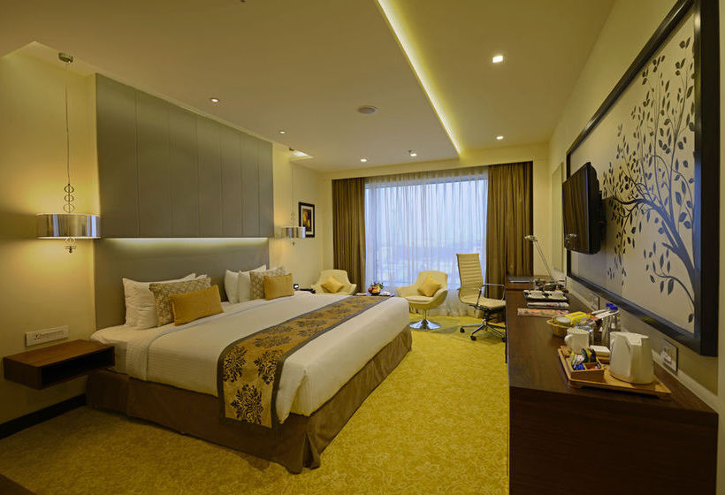 Renaissance Ahmedabad Hotel 2