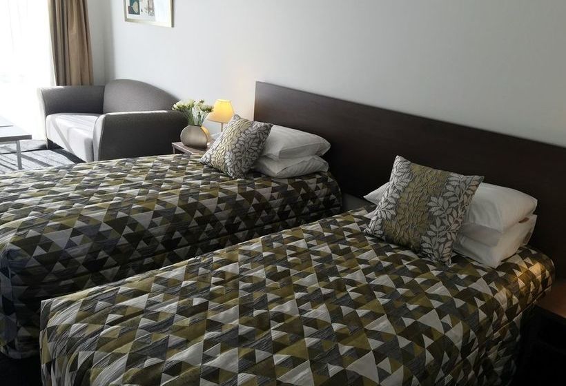 Airport Delta Motel 13