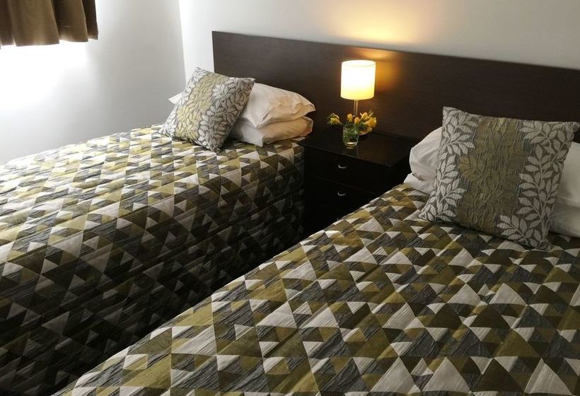 Airport Delta Motel 15