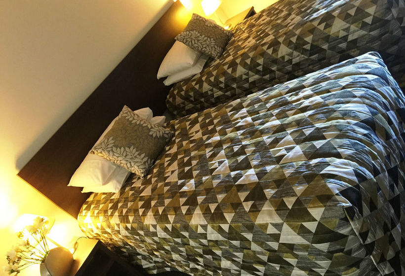 Airport Delta Motel 20