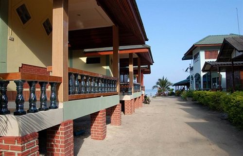 Seaboard Bungalows 9