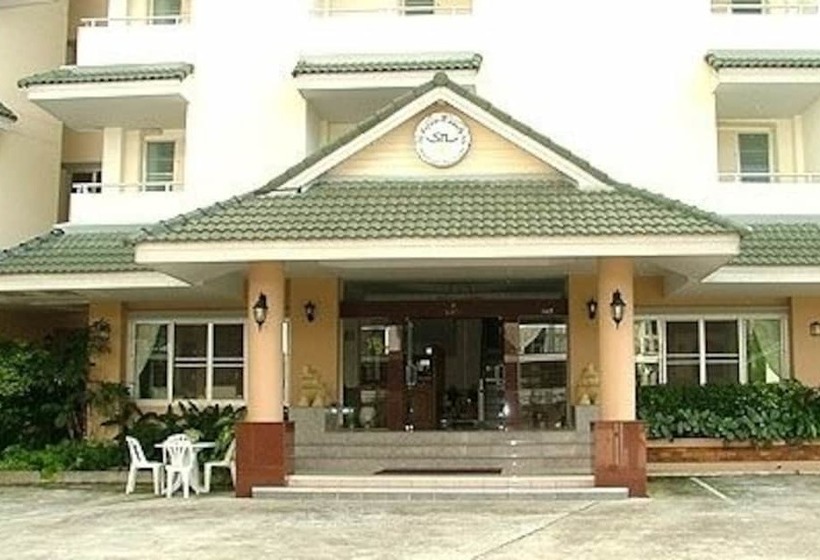 Hotel Sanguan Malee Mansion 16