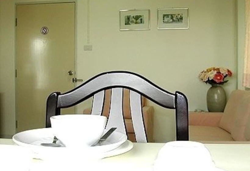 Hotel Sanguan Malee Mansion 6