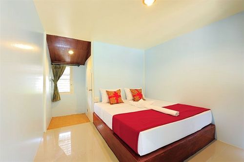 Hotel Phuphaya Seaview Resort 16