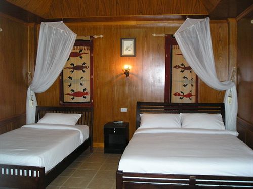 Malibu Beach Bungalows 16