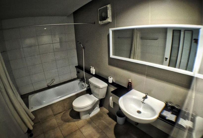 Hotel The Paragon Inn 16