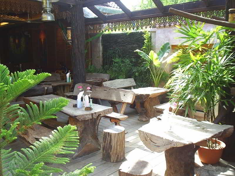 Hotel Delight Resort Surat Thani