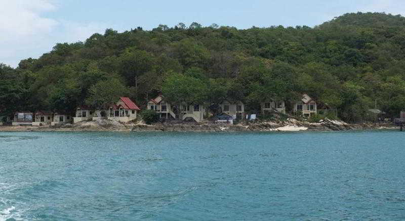 Sunrise Villas Resort 6