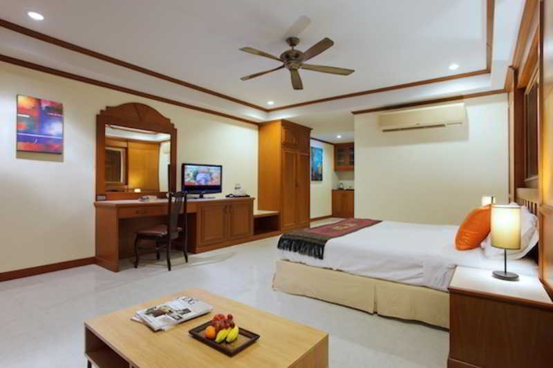 Hotel The Yim Siam 8