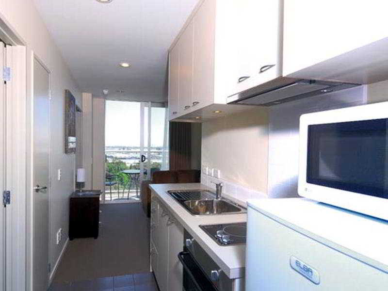 Hotel Proximity Apartments 18