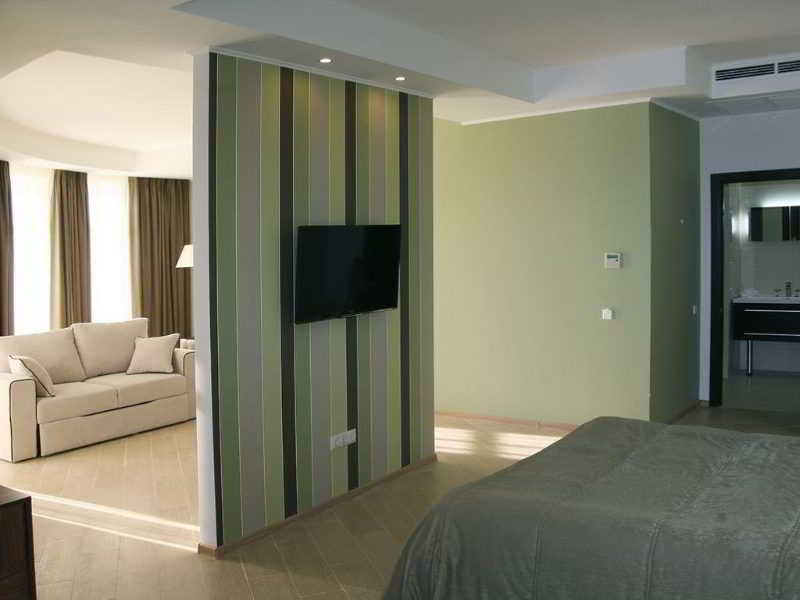 Aquamarine Hotel & Spa 9