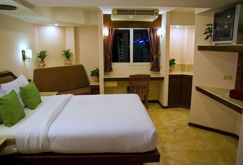 Hotel Paradise Inn 10