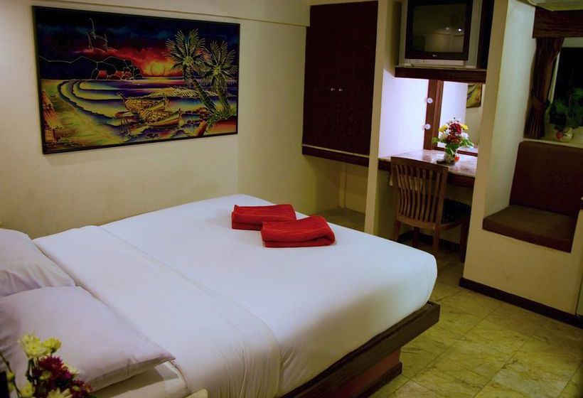 Hotel Paradise Inn 6