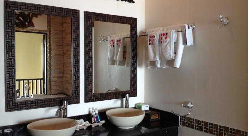 Hôtel Seashell Resort 18