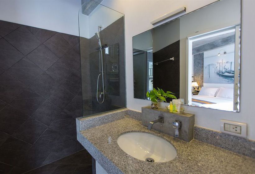 Hotel The Front Apartments 5