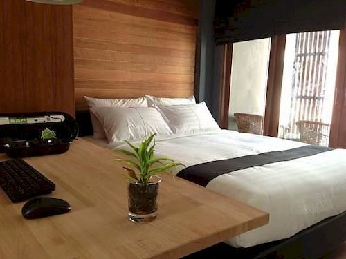 Hotel 5ive Beach House 14