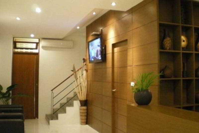 Hotel 5ive Beach House 7