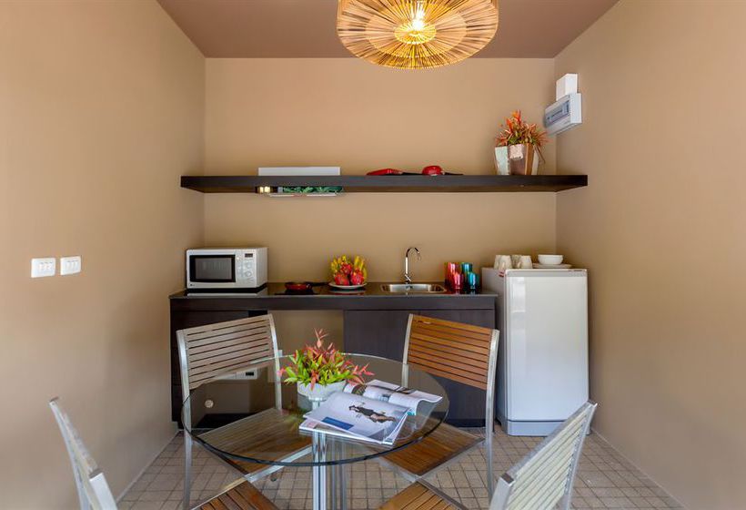 Hotel The LifeCo Phuket 16