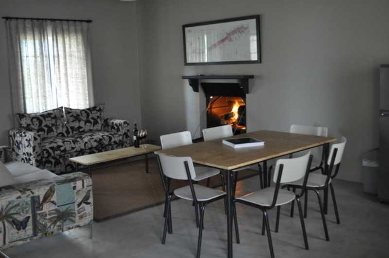 Hotel Saronsberg Vineyard Cottages 1